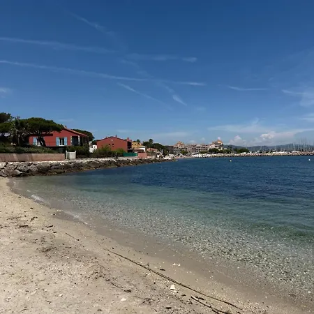 Bleu Horizon, Vue * Ιέρ